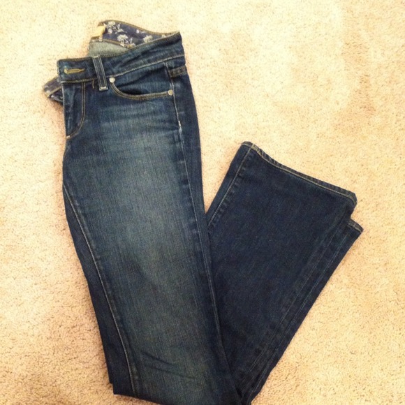 Paige Classic Rise Boot jeans