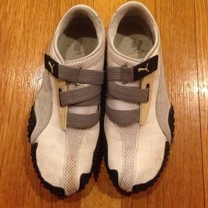 Puma velcro sneakers