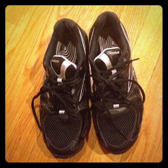 Reebok easytone sneakers