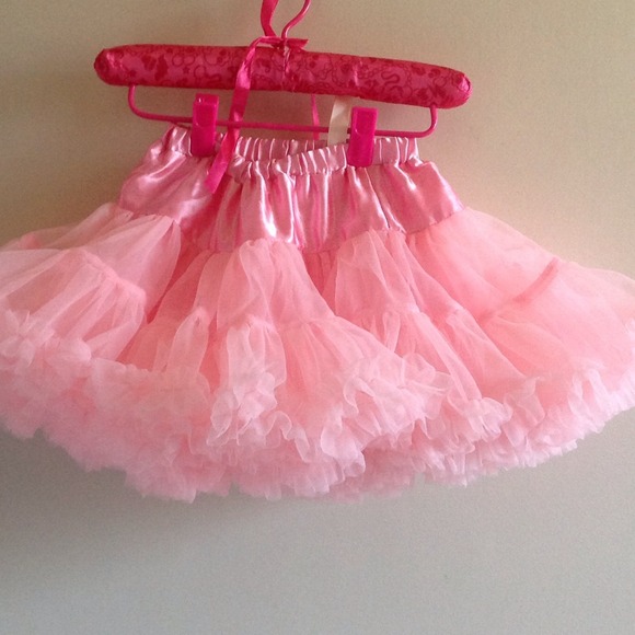 S/M- Lil girls light pink petti skirt