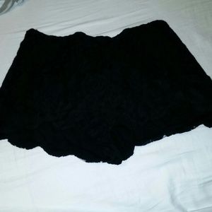 Lace net black shorts