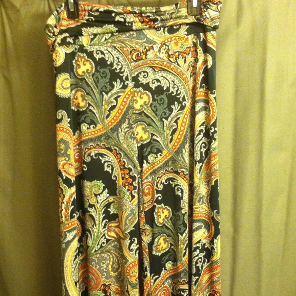 Black Paisley Print Palazzo Pants - plus size 2x