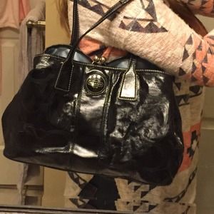 🍗SALE🍗Coach Signature Patent Carryall