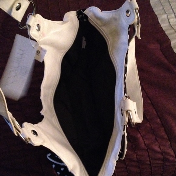 Handbag - Picture 3 of 4