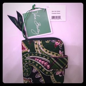BRAND NEW! Vera Bradley Mini Zip Wallet