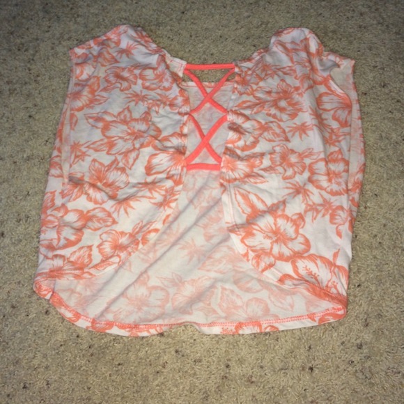 Hawaiian crop top