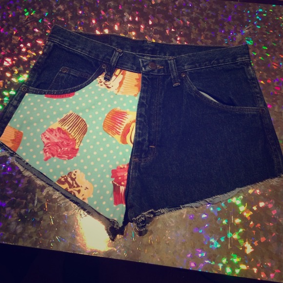 Denim cut off cupcake print shorts