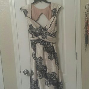 Stunning Jessica Simpson dress