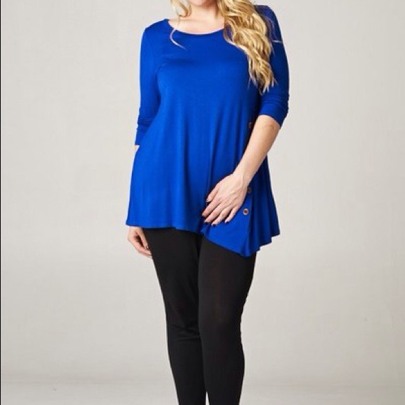 A-symmetrical tunic - NOT FOR SALE. IN BUNDLE - Picture 1 of 4