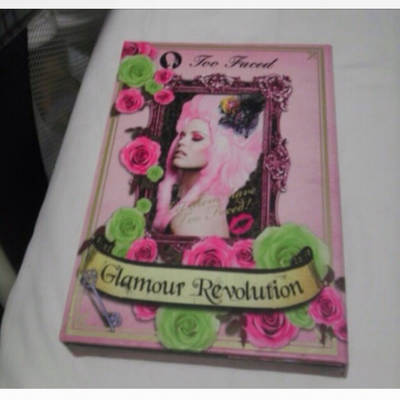 ISO any n every kind of makeup hello kitty etc - Picture 2 of 3