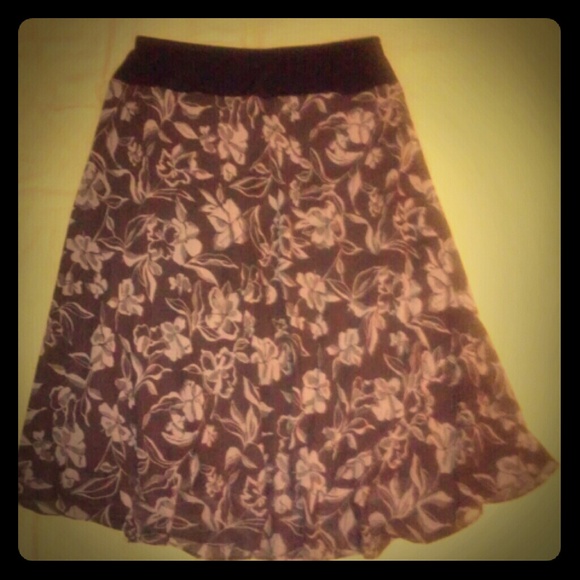 Gorgeous long flowing brown and khaki floral skirt