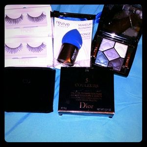 Makeup bundle