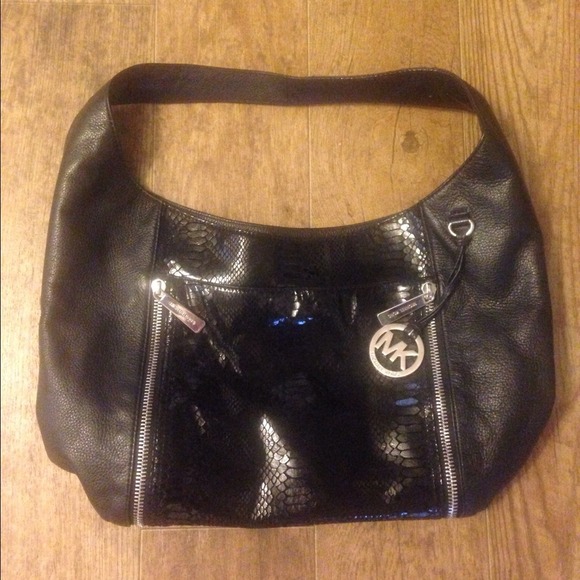 Authentic Michael KORS purse
