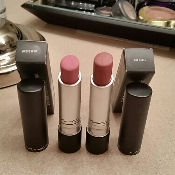 Pro longwear Lip cremes