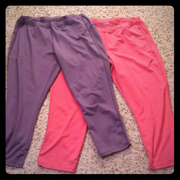 Workout Capri bundle!!