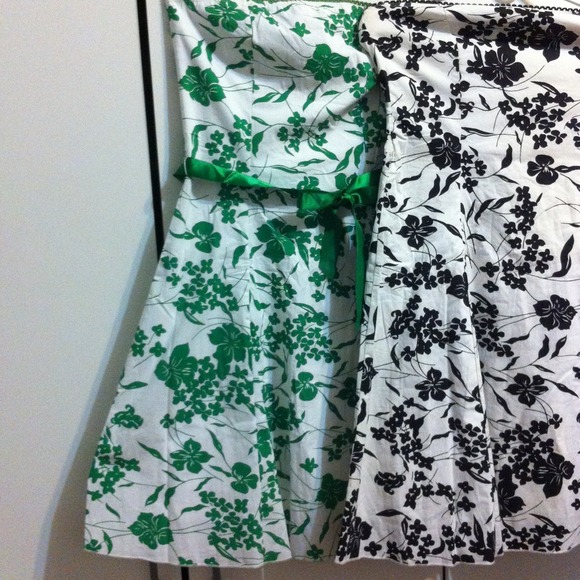 Floral dress - Picture 2 of 2