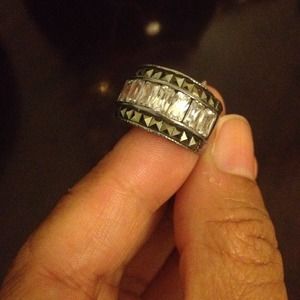 Sterling silver ring with CZ stones