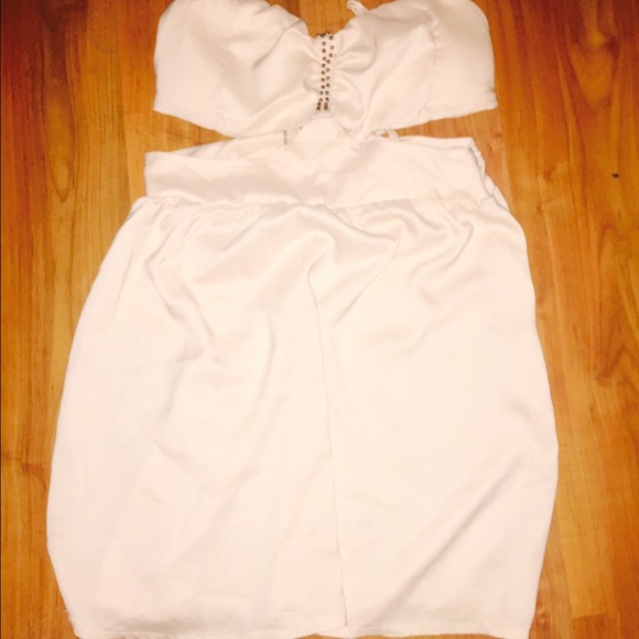 Nasty Gal Side Cut Dress 👸❤️