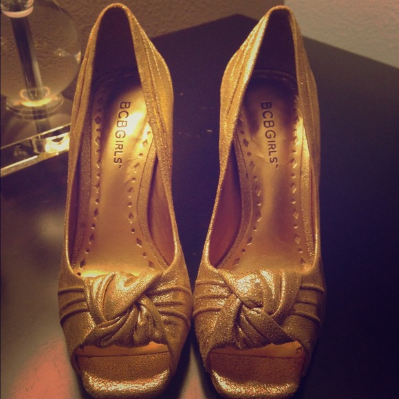 Gold Peeptoe Pumps-like new