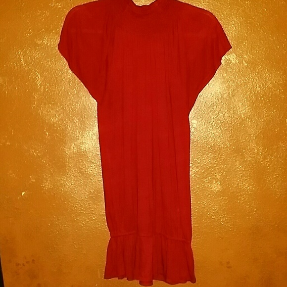 Long red top