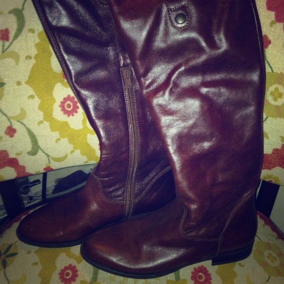Never worn Aldo boots (Perfect for fall)