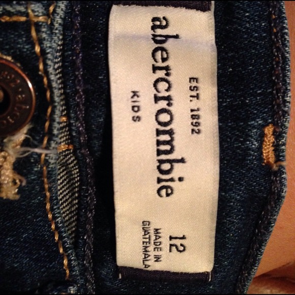 Abercrombie shorts. Really cute!👌 - Picture 3 of 3