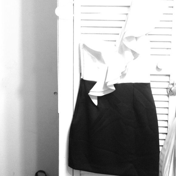 Black & White Dress for the night out