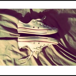 White all star converse back for sale 💋