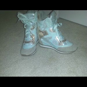 2 for 13 BUNDLE W/TH SMALL PINKBLACK ORANIZER BOX