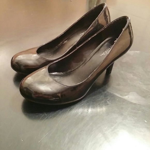 New never worn outside black heels