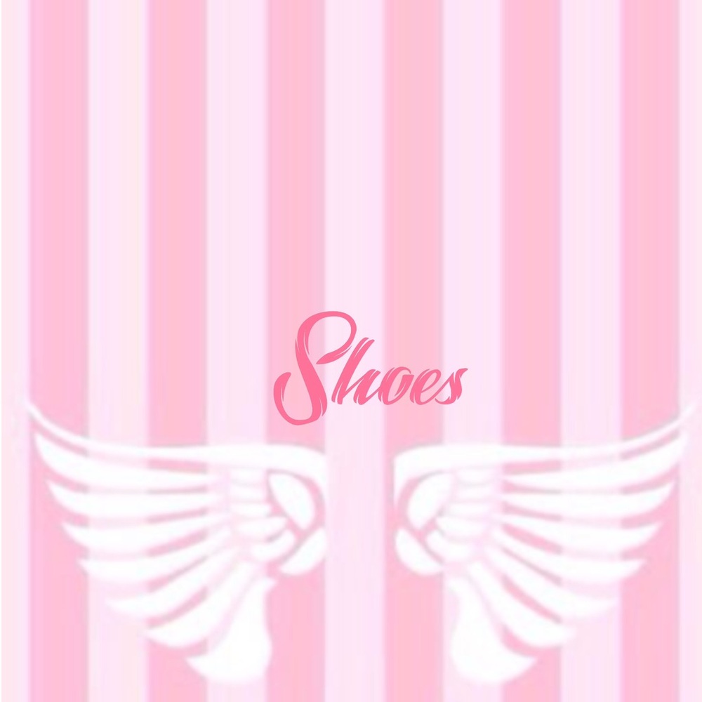 SHOES: HEELS, SANDALS, TENNIS SHOES & BOOTS