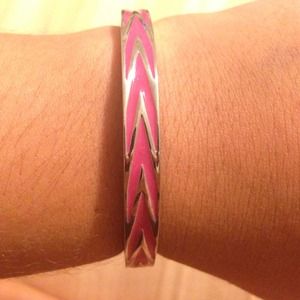 Lia Sophia pink stretch bracelet