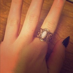 Sarah Coventry vintage ring