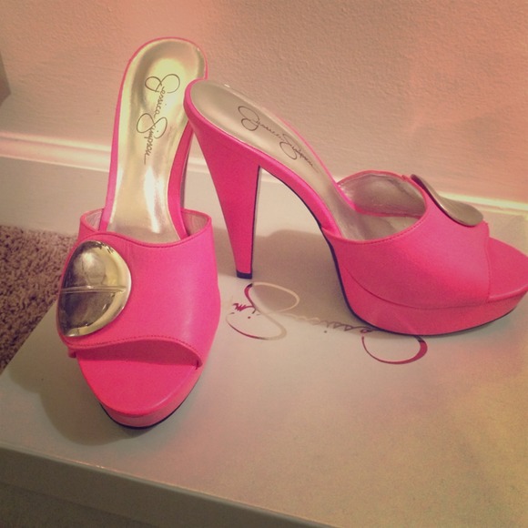 Lipstick pink Jessica Simpson heels
