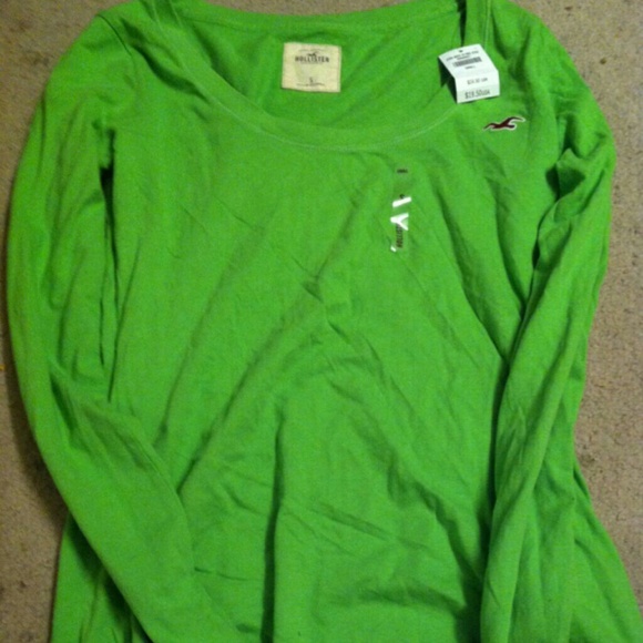 Hollister shirt