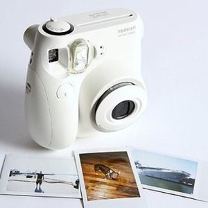 iso fuji mini polaroid