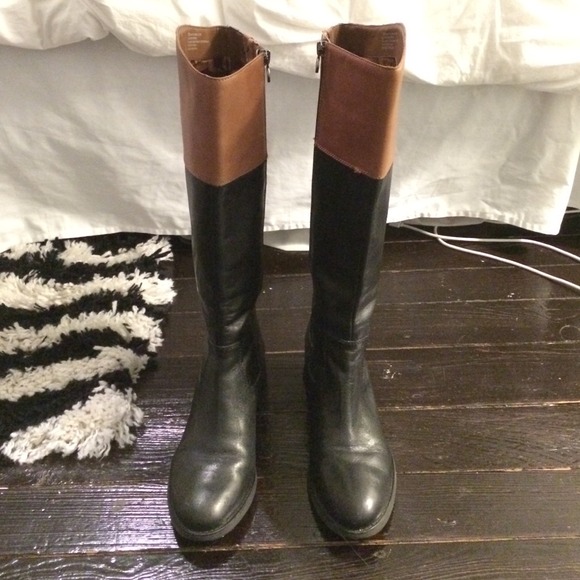 Etienne Aigner Boots - Etienne Aigner boots