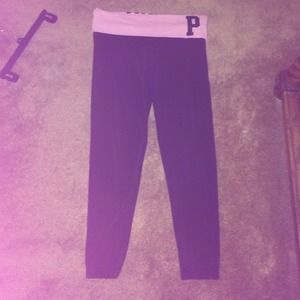 VS PINK YOGA LEGGING