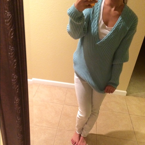 NWOT Blue Vneck Sweater