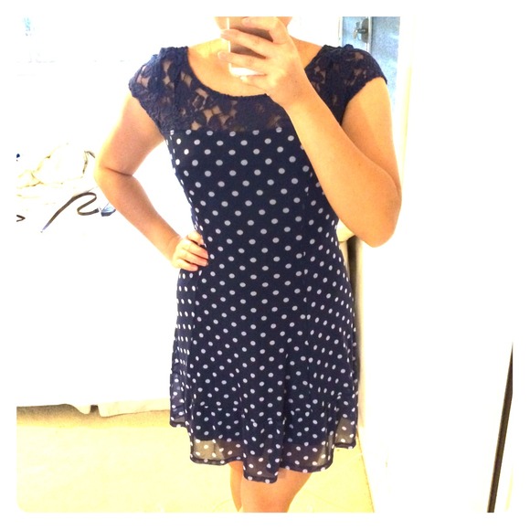 Abercrombie & Fitch Polka Dotted Dress. Size M