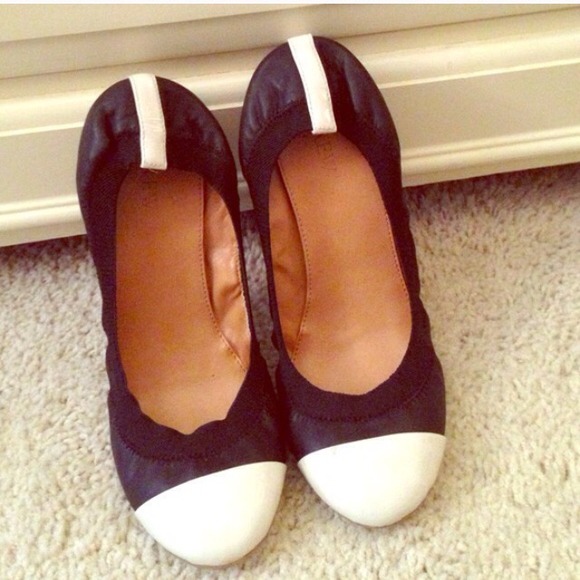 J. Crew Shoes - J. Crew Cap Toe Flats