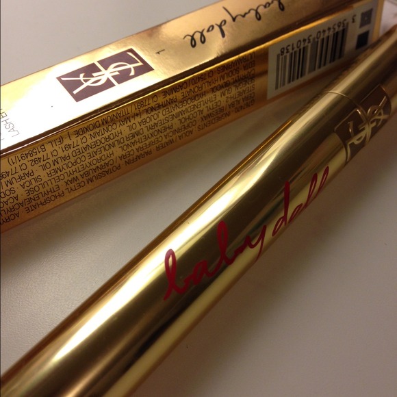 🌟ysl mascara volume effet faux cils "lady doll"🌟