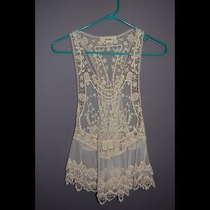 Sans Souci Lace Cover