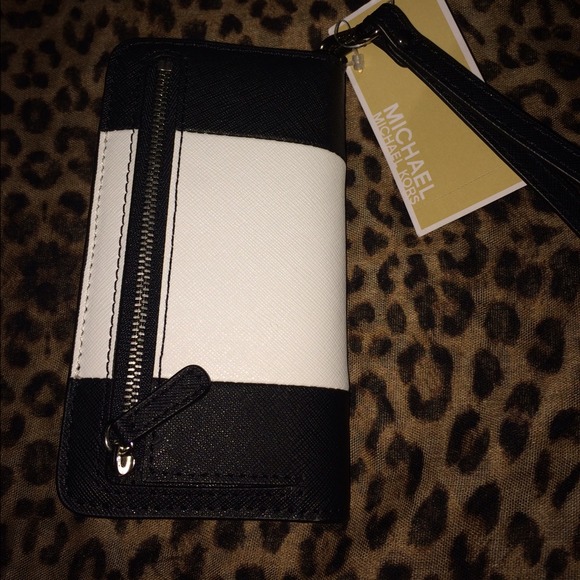 MK 💢SOLD💢💢💢💢 - Picture 2 of 2