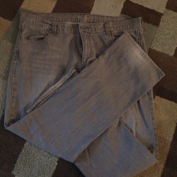 Jeans - Picture 2 of 3