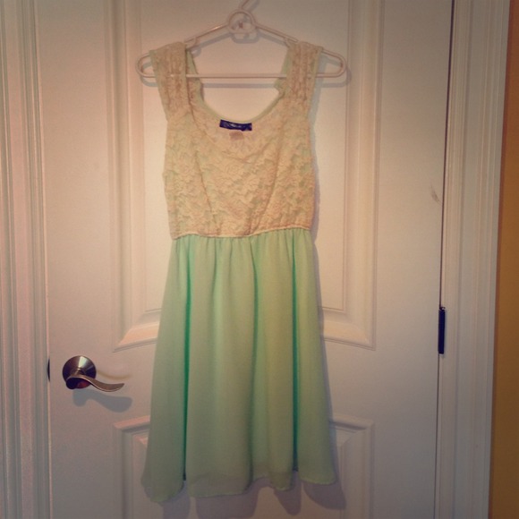 Mandee dress never worn