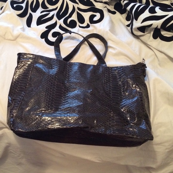 Jessica Simpson bag
