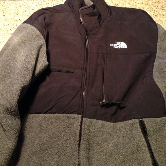 Men's Authentic North Face Denali!