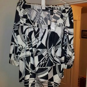 NY&CO Black and white silk pattern top