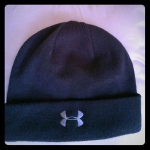 Black Under Armour Winter Hat